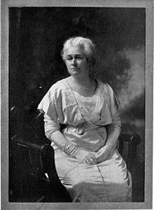 Who Run the (Natural) World: Girls 1 a portrait of Florence Bailey